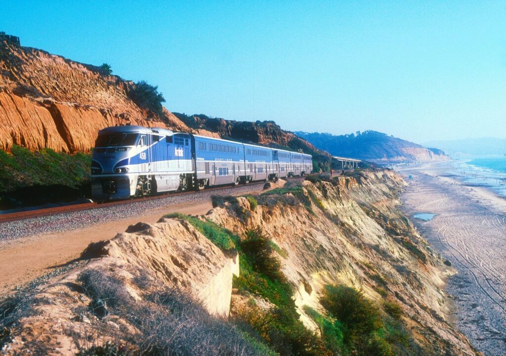 Coast Starlight antrak views